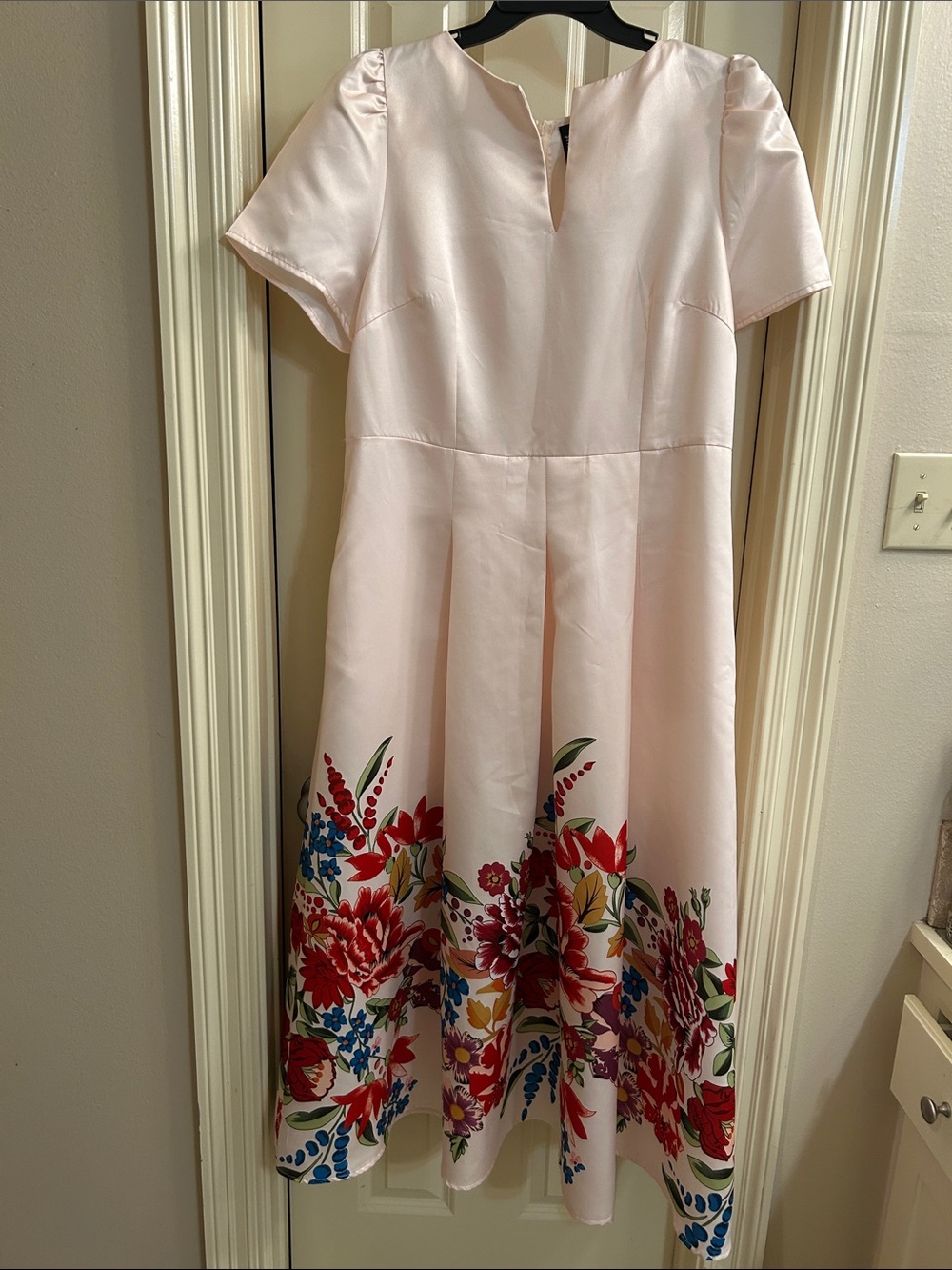 Women’s Pink Floral Hem Fit & Flare Dress